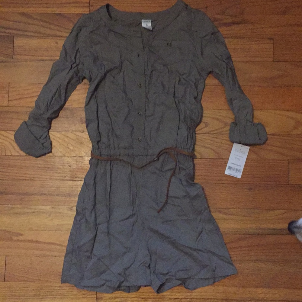 NWT Girls size 8 long sleeve romper